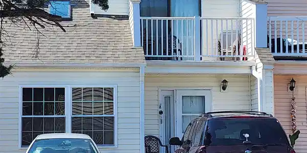310 Lakeside Dr.