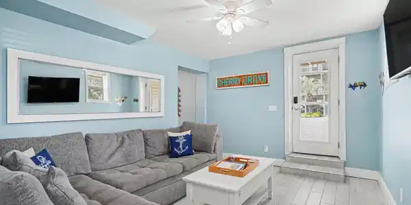 Image 4 Image 4