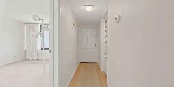 Image 4 Image 4