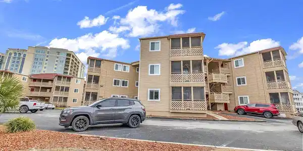 609 S Hillside Dr.
