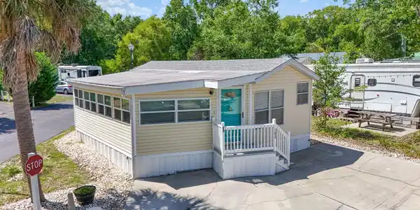 5400 Little River Neck Rd.