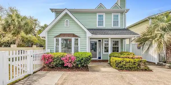 801 9th Ave. S