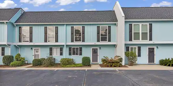 839 Villa Dr.