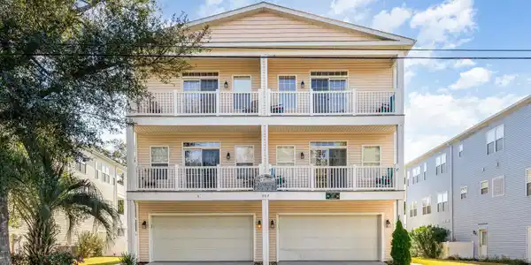 707 37th Ave. S