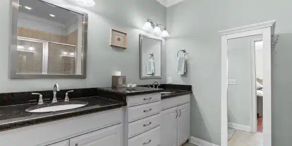 Image 4 Image 4