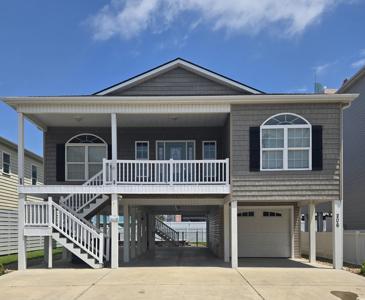 206 33rd Ave. N