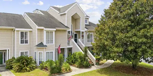 3862 Myrtle Pointe Dr.
