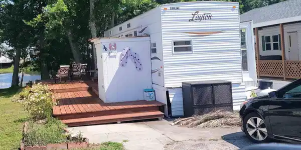 5400 Little River Neck Rd.