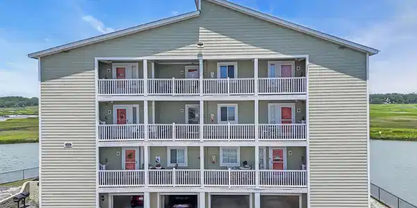 312 42nd Ave. N