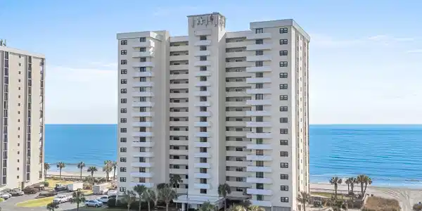 10100 Beach Club Dr.