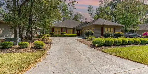 1809 Spinnaker Dr.