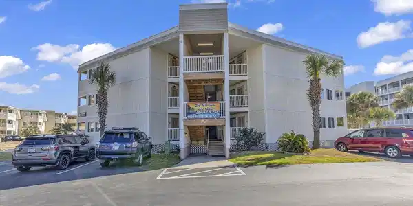 9600 Shore Dr.
