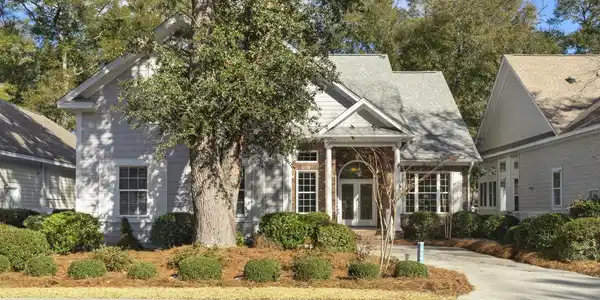 809 Morrall Dr.