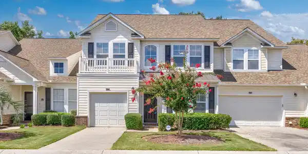 6095 Catalina Dr.