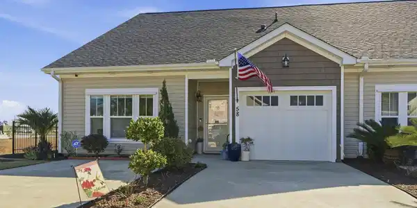 231 JE Edward Dr.