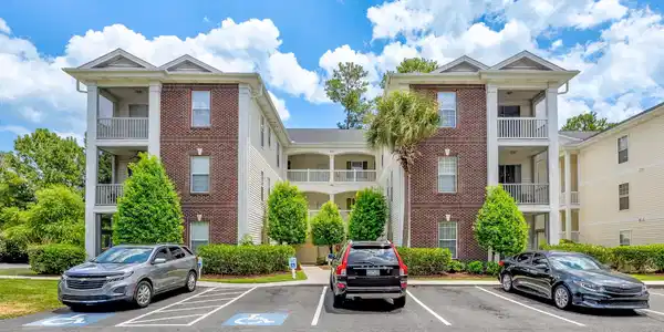 504 River Oaks Dr.