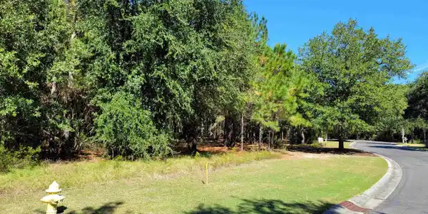 Lot 7 Colony Club Dr.