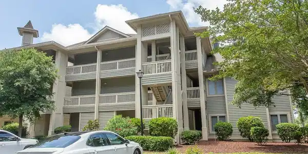 1551 Spinnaker Dr.