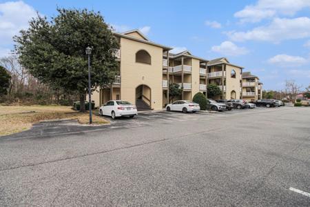 4104 Pinehurst Circle