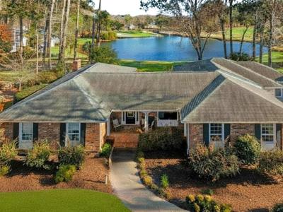 1208 GolfView Dr.