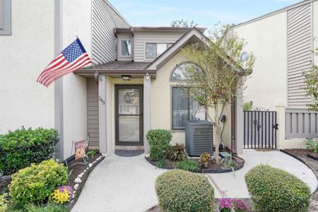 615 13th Ave. S
