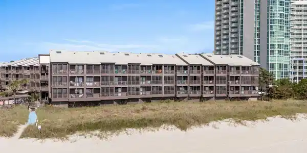 208 N Ocean Blvd.