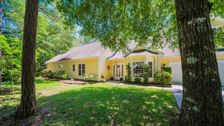 190 Egret Ct.
