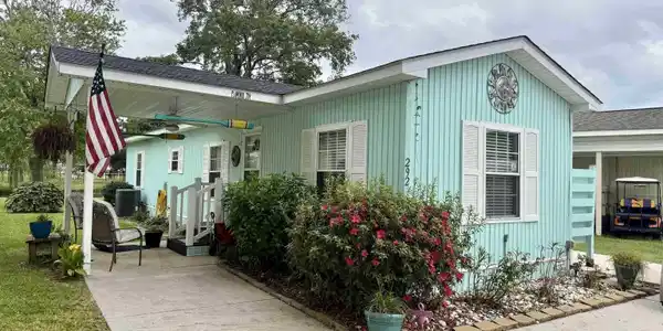 292 Flamingo Dr.
