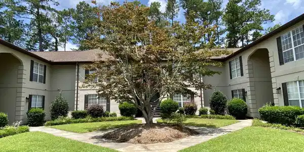 605 Pipers Ln.