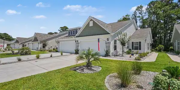 1512 Jardine Loop