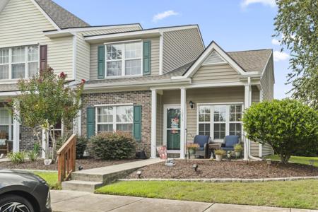 1075 Pinnacle Ln.