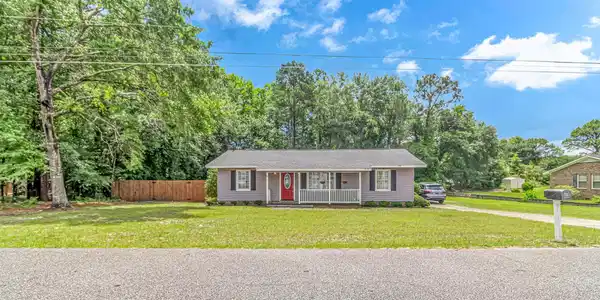 2621 Beaty St.