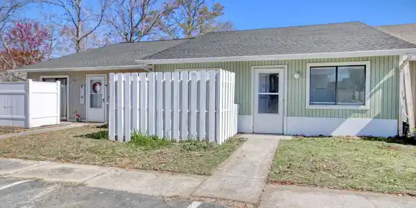 1490 Turkey Ridge Rd.