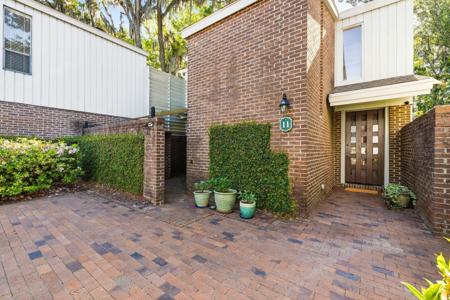 11 Chapel Creek Rd.