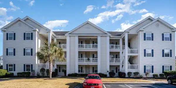 901 W Port Dr.
