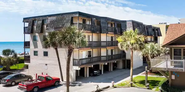 201 76th Ave. N