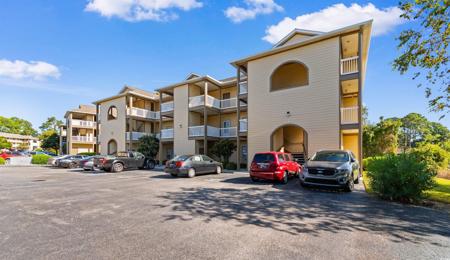 4102 Pinehurst Circle
