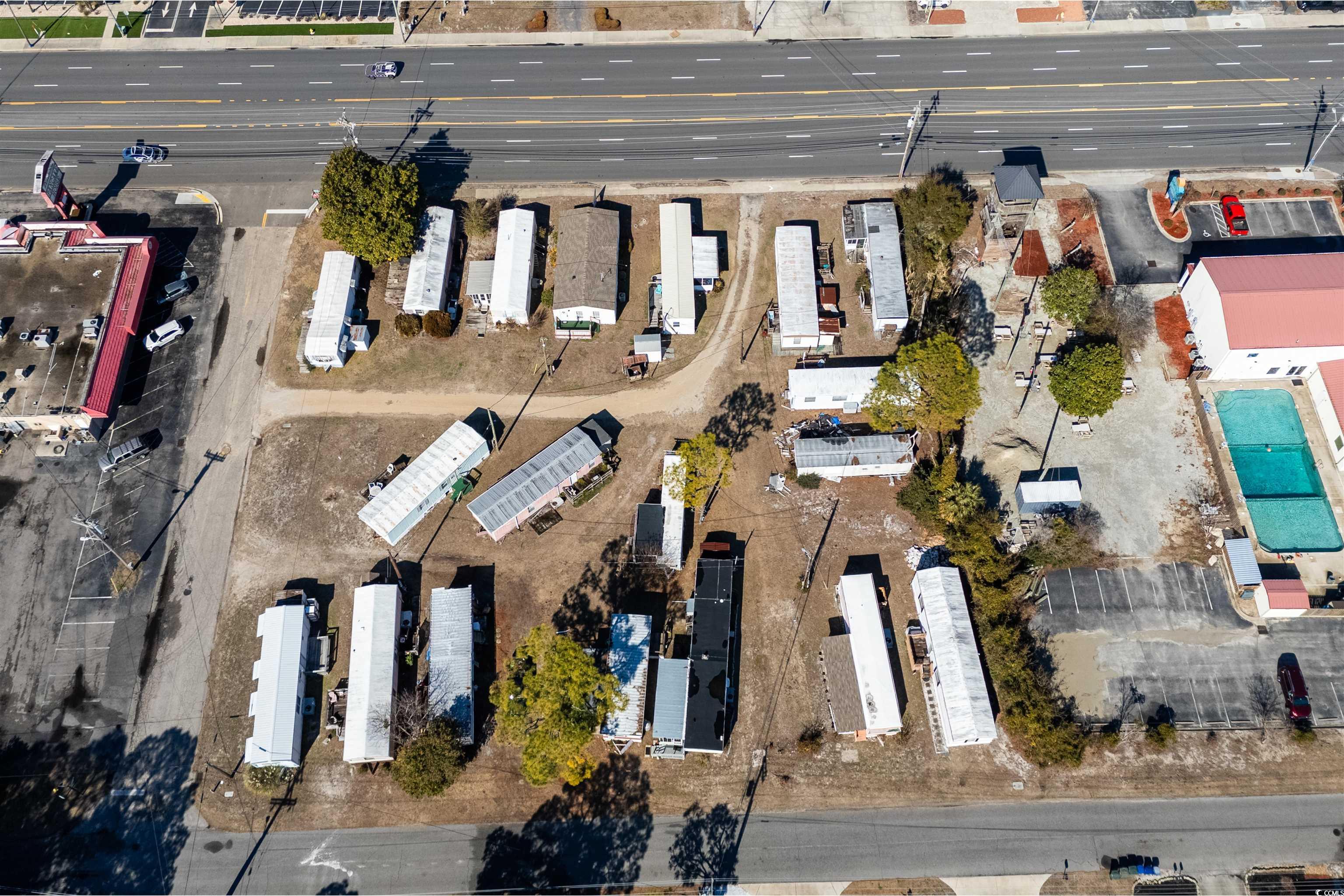 Image 3: Drone / aerial view Image 3: Drone / aerial view
