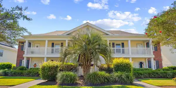 1242 River Oaks Dr.