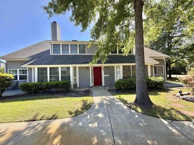 1203 Tiffany Ln.