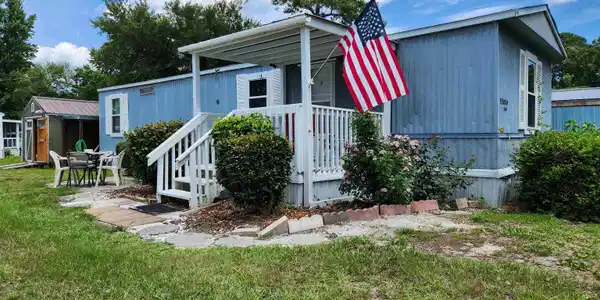 1520 Scorpio Ln.