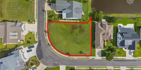 421 Plantation Oaks Dr.