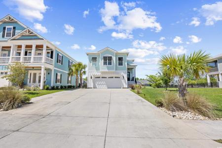 422 Harbour View Dr.