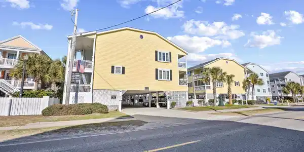 1425 N Waccamaw Dr.