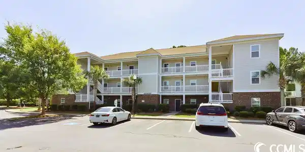 6253 Catalina Dr.
