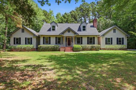 329 Great Lakes Rd.