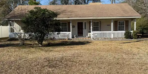 220 Caropine Dr.