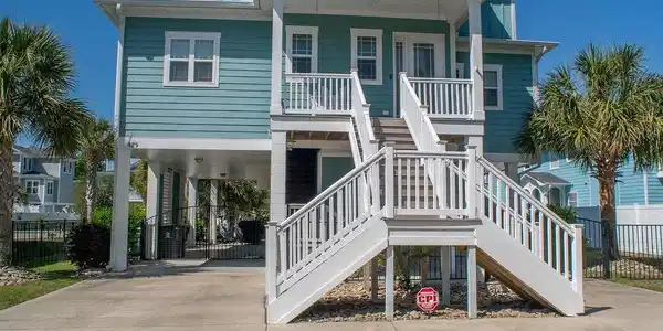 429 Oak Ave.