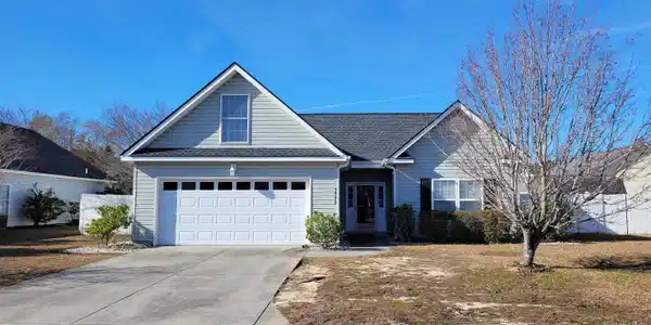 3592 Crosscreek Dr.