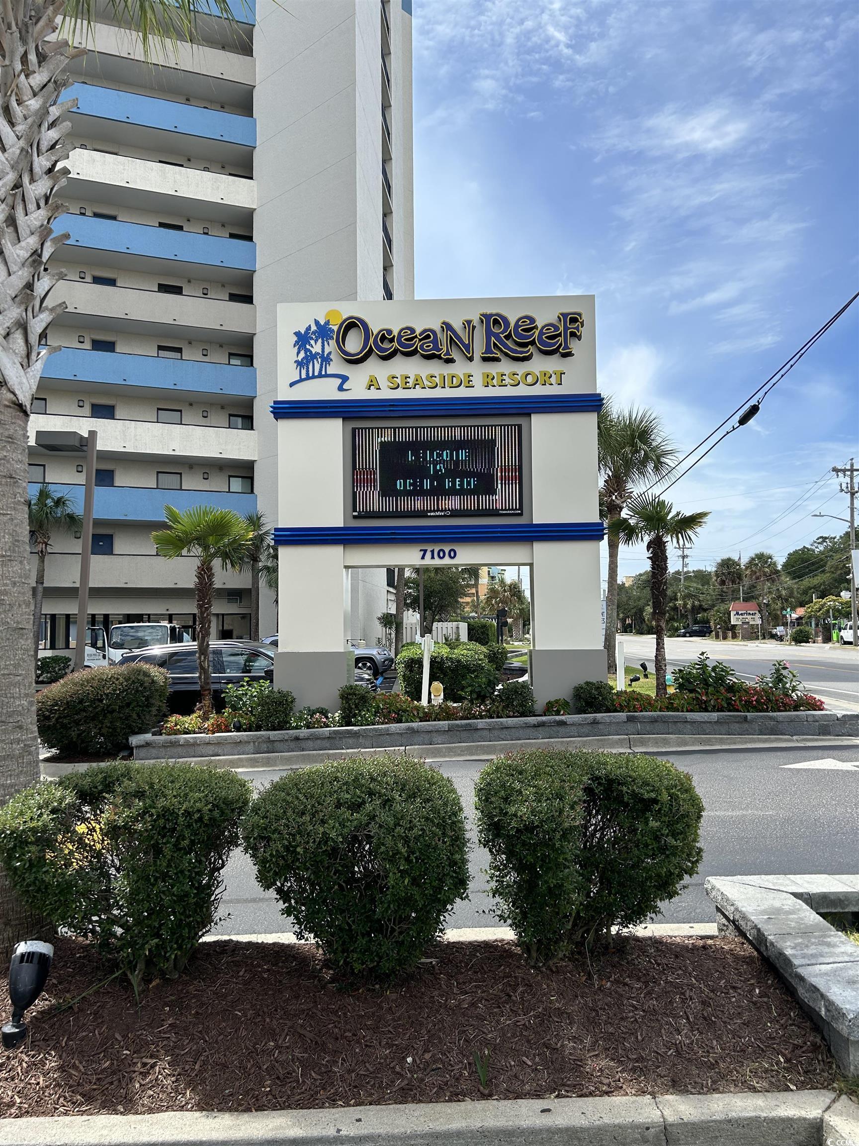 Image 2: View of community / neighborhood sign Image 2: View of community / neighborhood sign